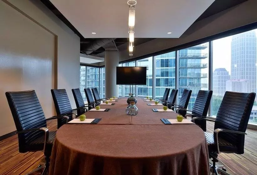 בית מלון כפרי Loews Atlanta