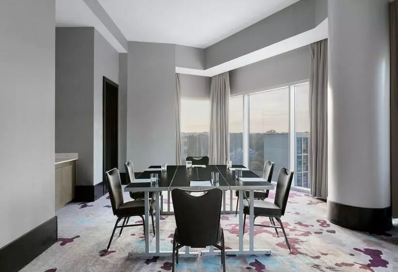 בית מלון כפרי Loews Atlanta