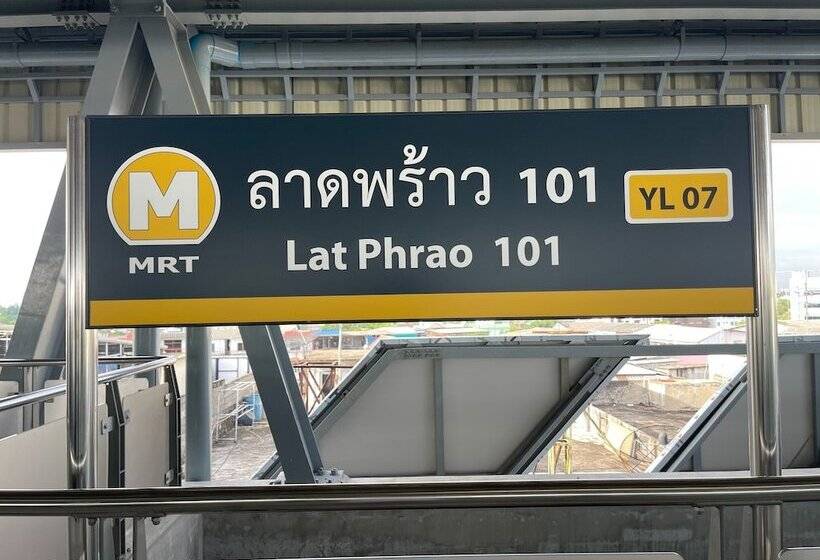 هتل Metro Point Bangkok