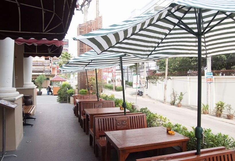 هتل Metro Point Bangkok