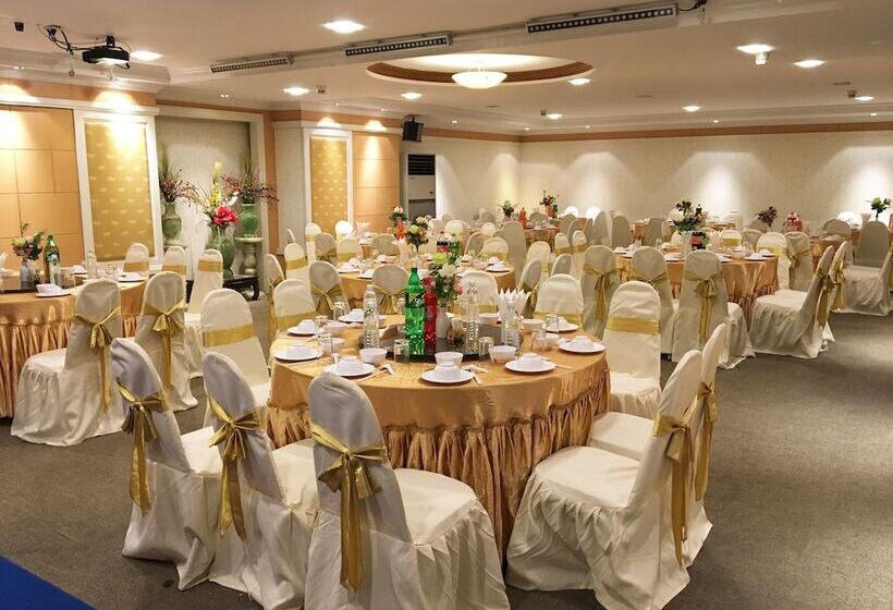 هتل Metro Point Bangkok