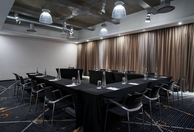 Protea Hotel By Marriott O R Tambo Airport