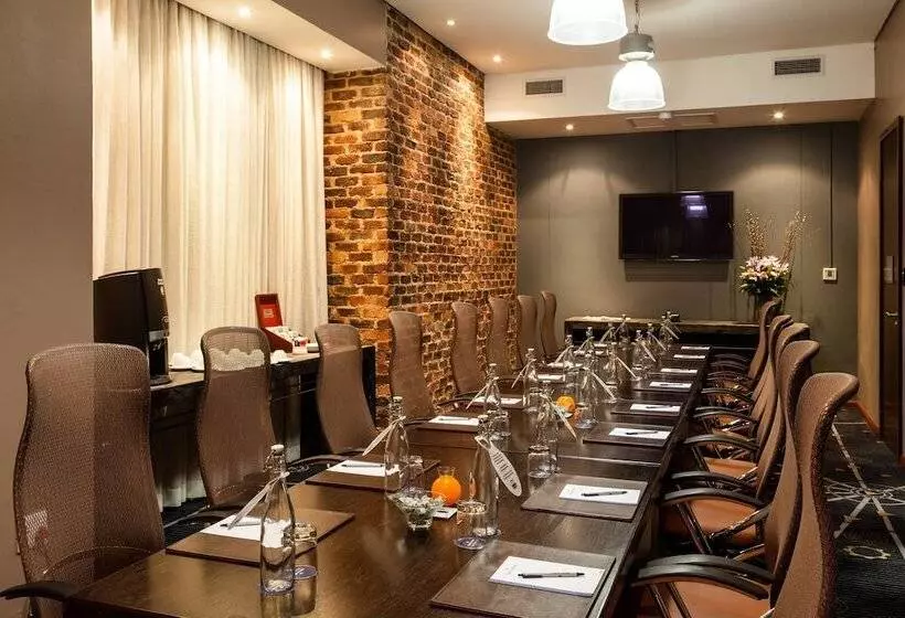 Protea Hotel By Marriott O R Tambo Airport