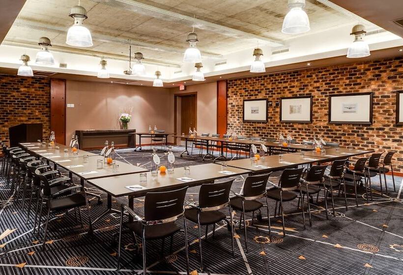 Protea Hotel By Marriott O R Tambo Airport