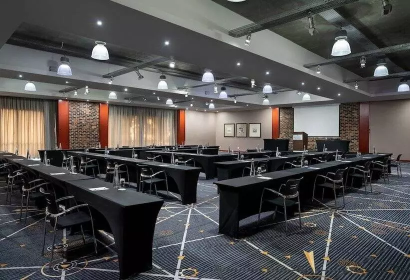 Protea Hotel By Marriott O R Tambo Airport