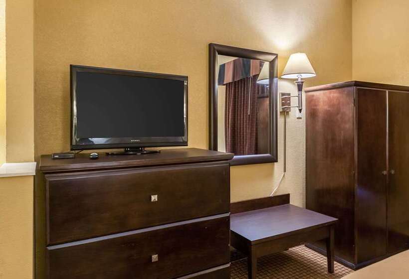 فندق Quality Inn And Suites Lafayette