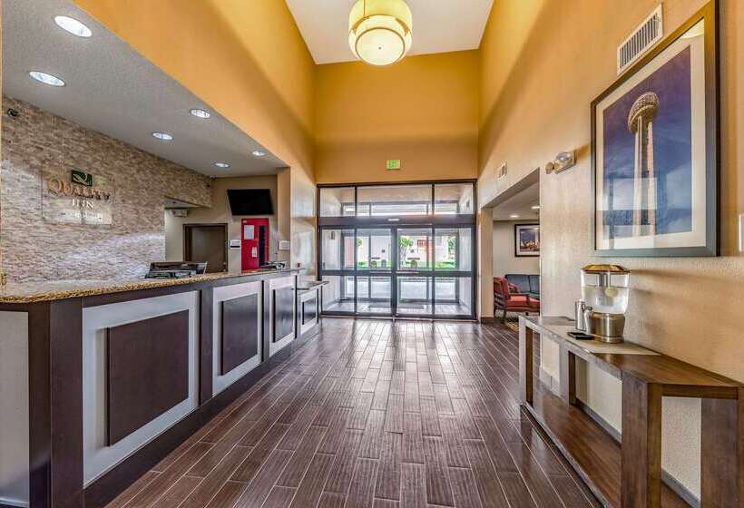 ホテル Quality Inn West Plano  Dallas