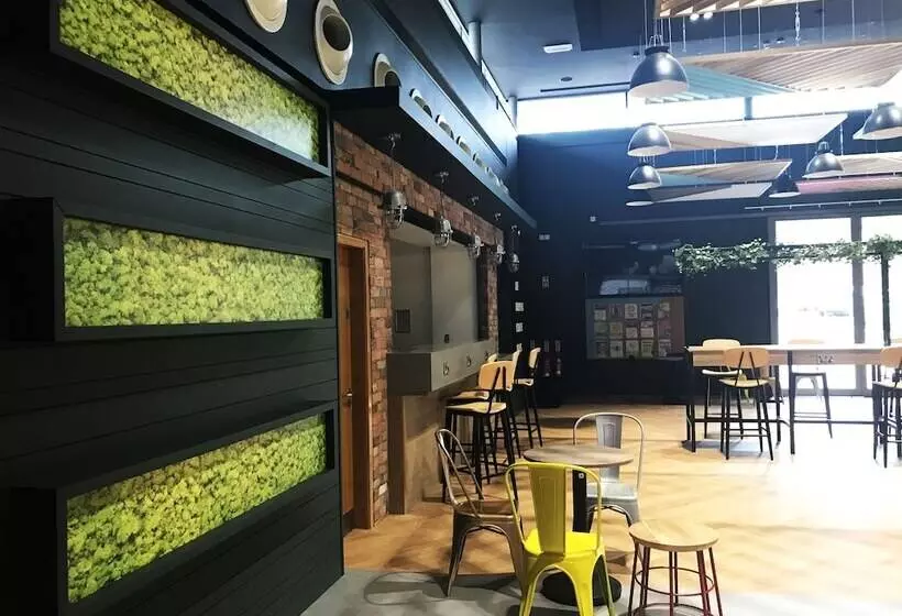 ホテル Queens University Belfast Elms Village Hostel