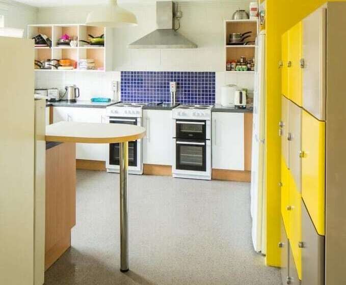 فندق Queens University Belfast   Elms Village   Hostel