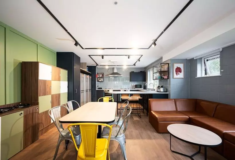 ホテル Queens University Belfast Elms Village Hostel