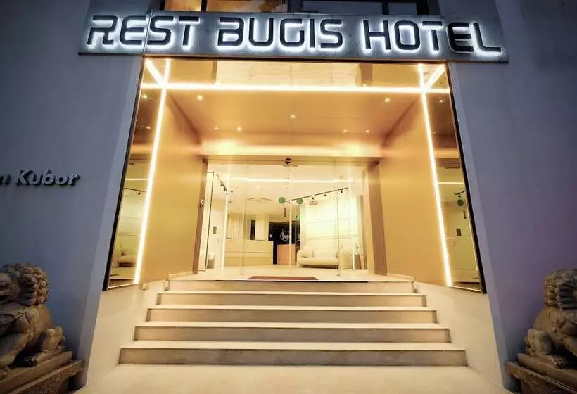 هتل Rest Bugis