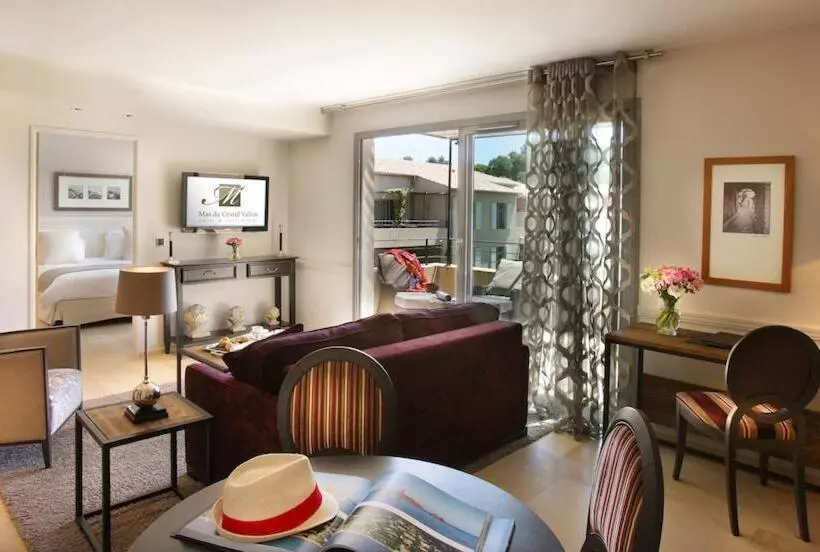 Hotelli Résidence Hôtelière 4 étoiles Les Mas Du Grand Vallon