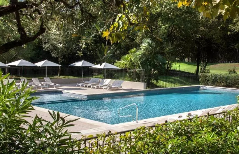 Hotelli Résidence Hôtelière 4 étoiles Les Mas Du Grand Vallon