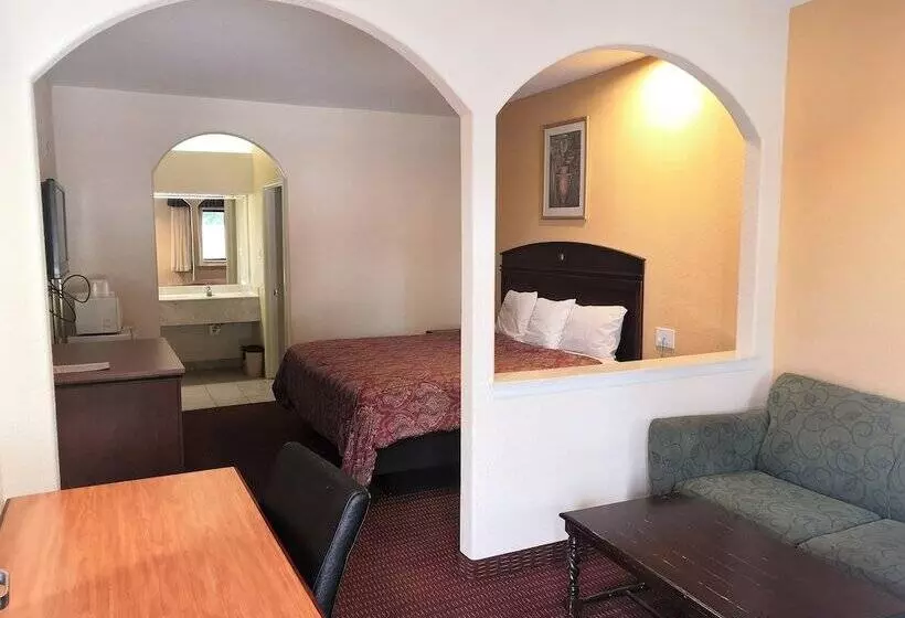 Hotelli Scottish Inn & Suites Iah West