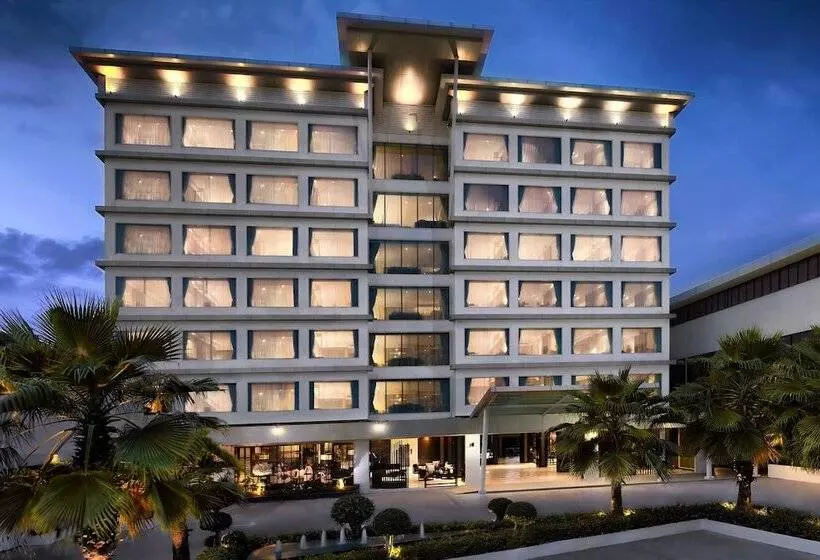 Отель Signature Pattaya