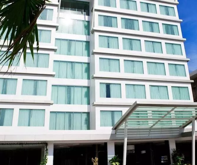 Отель Signature Pattaya