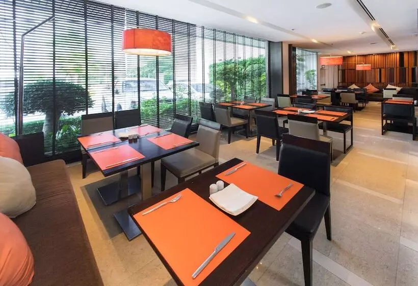 Отель Signature Pattaya