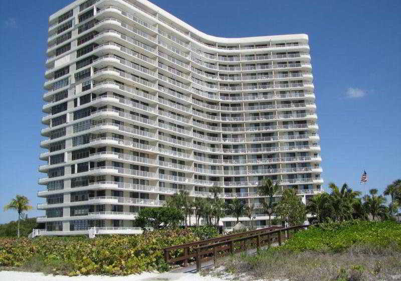 Отель Southsea Tower Apartments, Marco Island