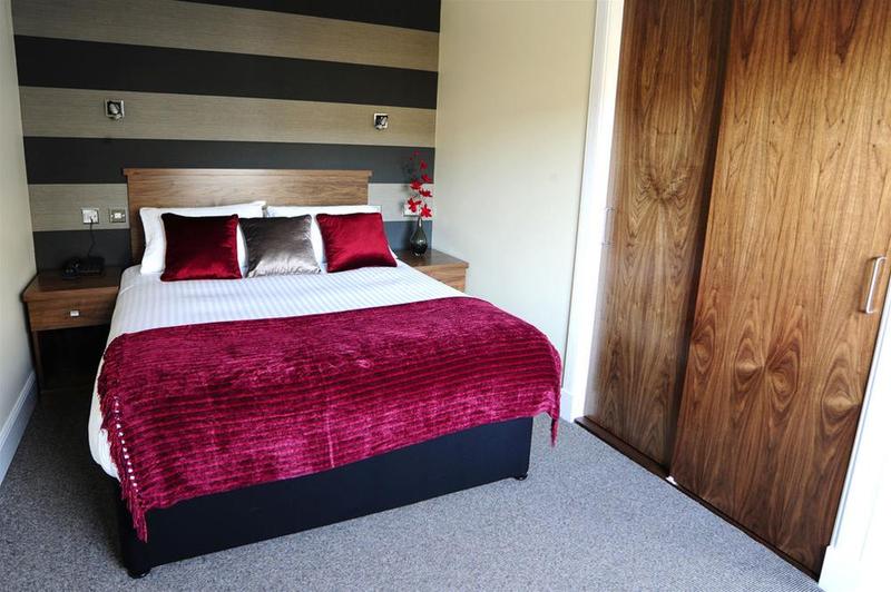 هتل The Craibstone Suites