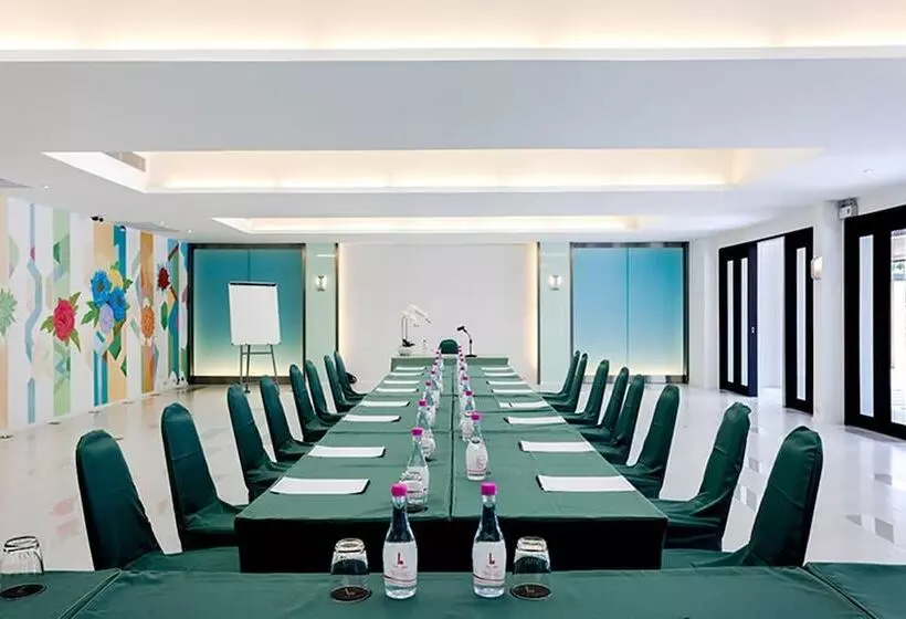 בית מלון כפרי The Lapa Hua Hin