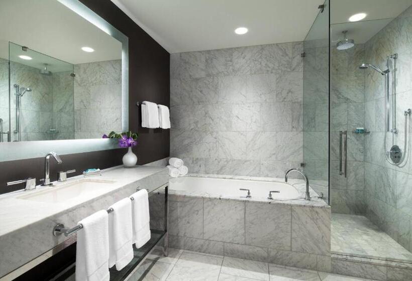 בית מלון כפרי W Hollywood