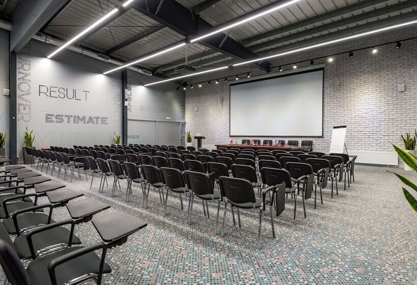 Marins Park Hotel Rostov