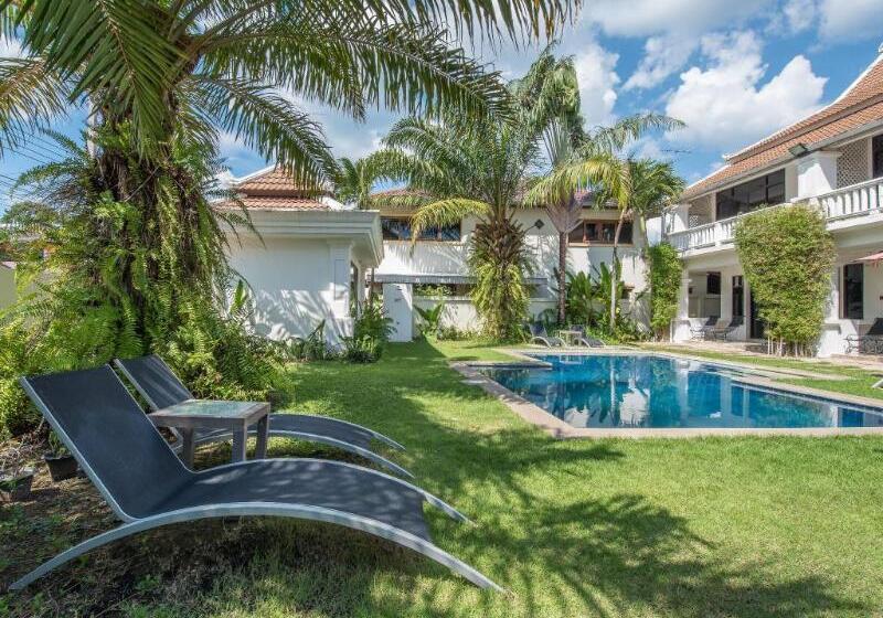 Palm Grove Resort, Pattaya