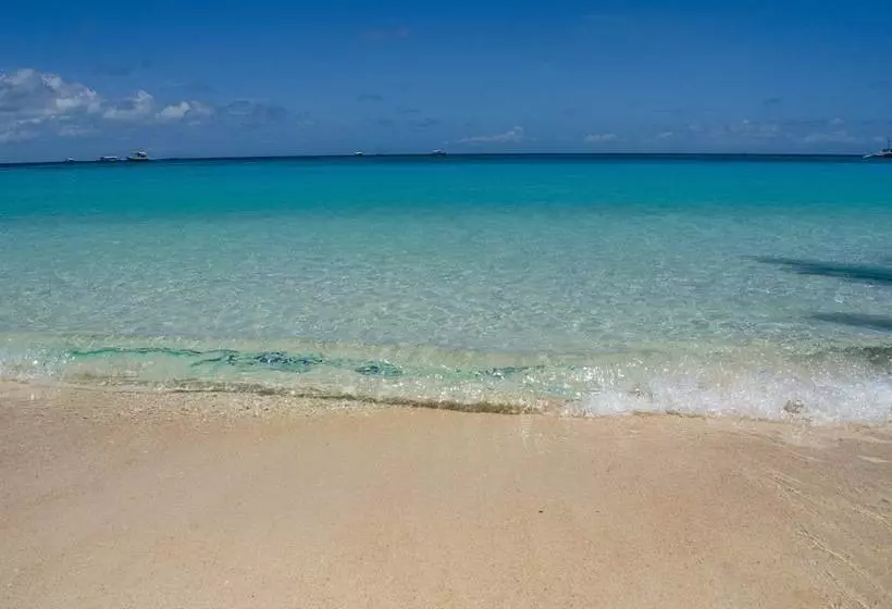 Red Coconut Beach Hotel Boracay