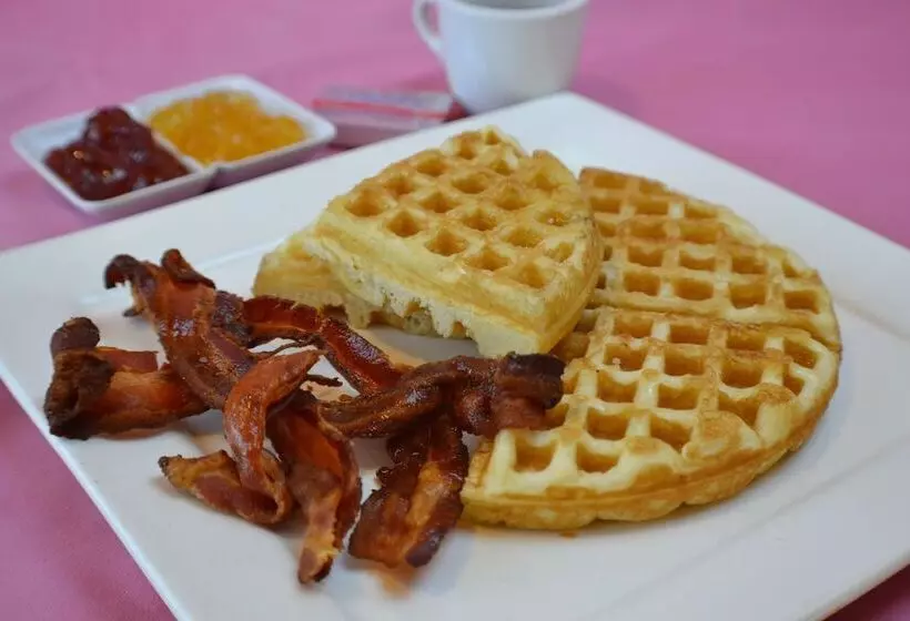 Red Coconut Beach Hotel Boracay