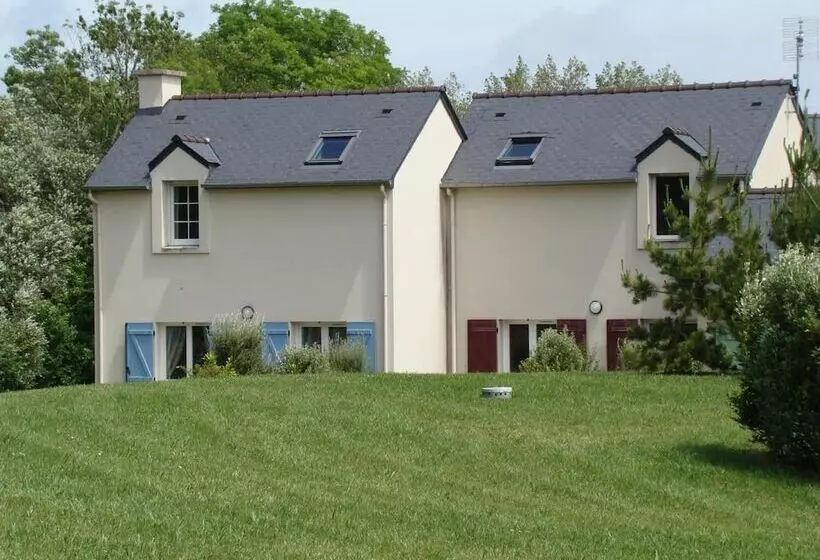 住所 Lagrange Vacances Le Hameau De Peemor Pen