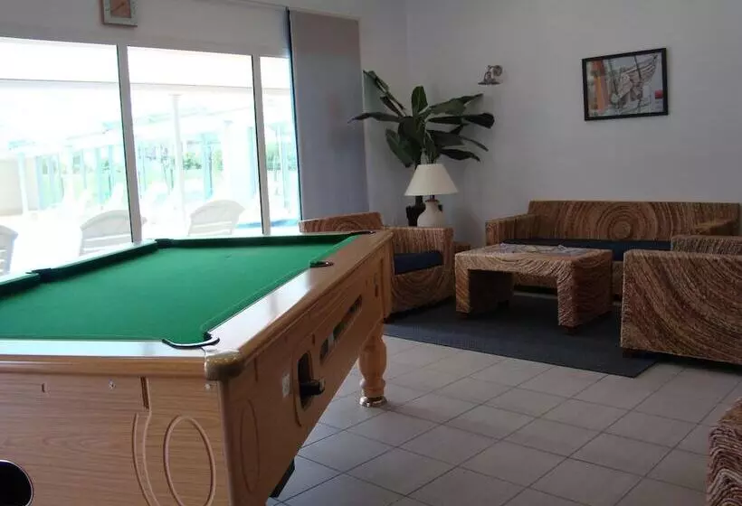 住所 Lagrange Vacances Le Hameau De Peemor Pen