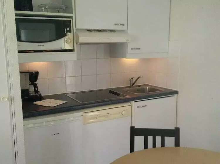 住所 Lagrange Vacances Le Hameau De Peemor Pen