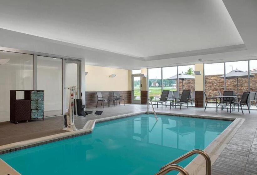 Отель Fairfield By Marriott Inn & Suites Lebanon Near Expo Center