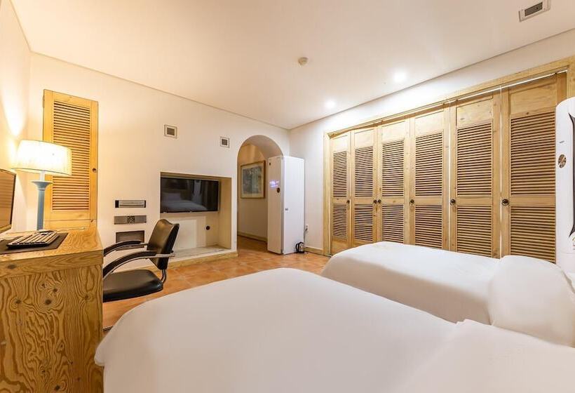 Motel Cheongju Banju