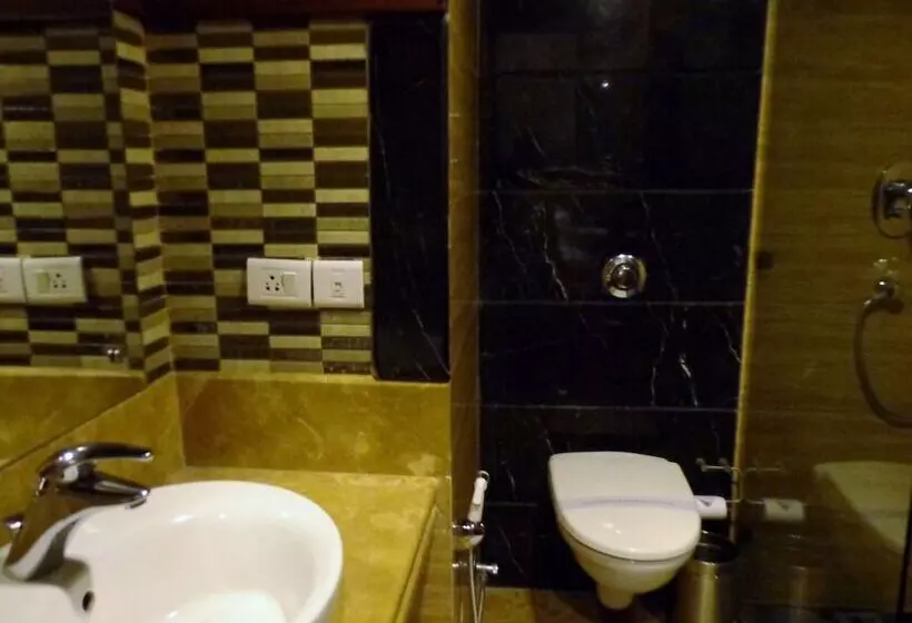 هتل Aura New Delhi Railway Station