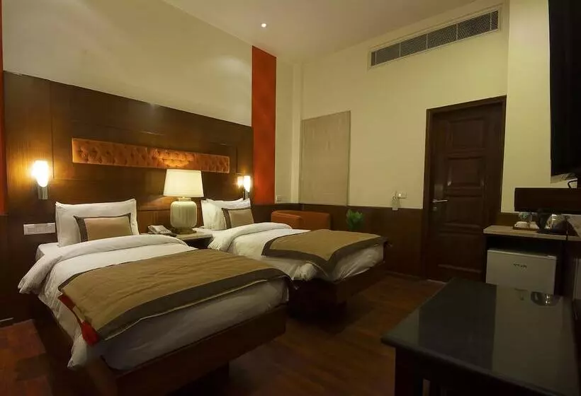 هتل Aura New Delhi Railway Station