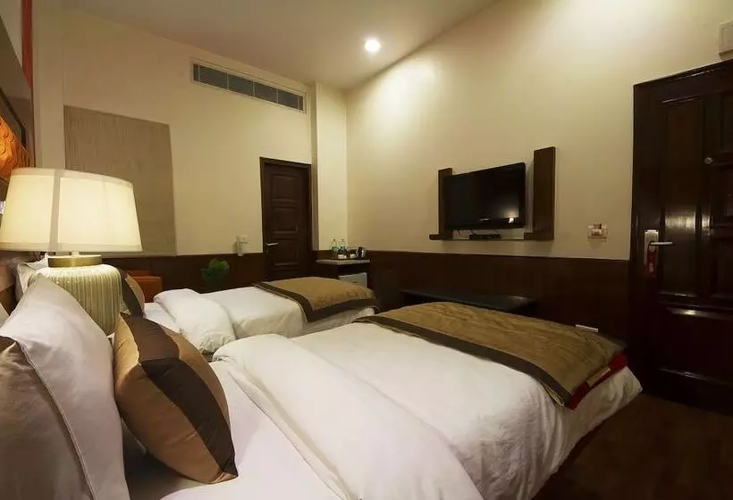 هتل Aura New Delhi Railway Station