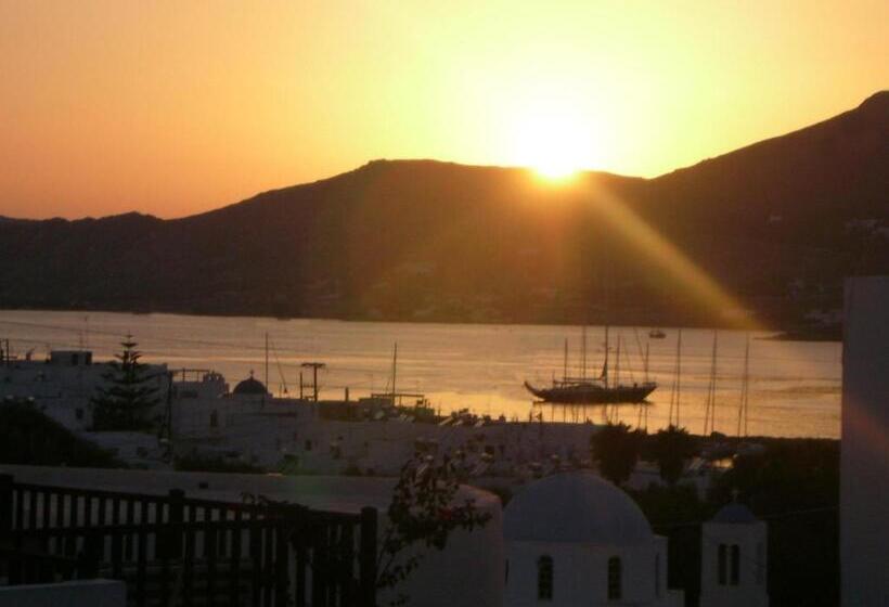 Christina Hotel, Adults Only, Heated Salt Water Pool