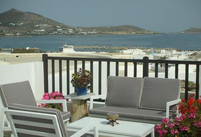 Christina Hotel, Adults Only, Heated Salt Water Pool