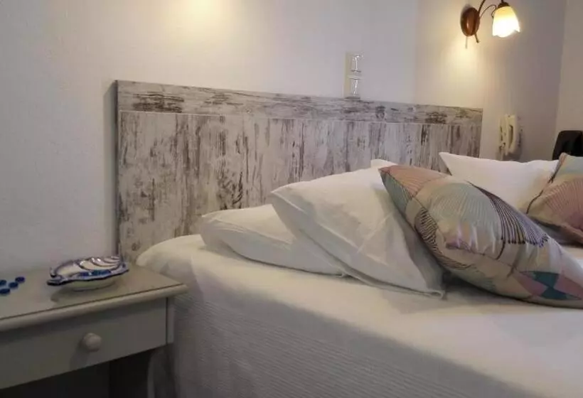 Christina Hotel, Adults Only, Heated Salt Water Pool