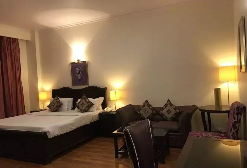 Hotel Claremont Kny