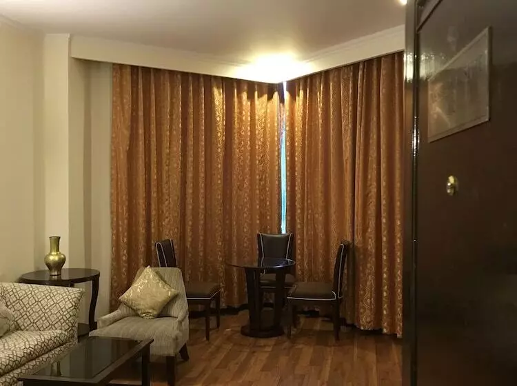 Hotel Claremont Kny