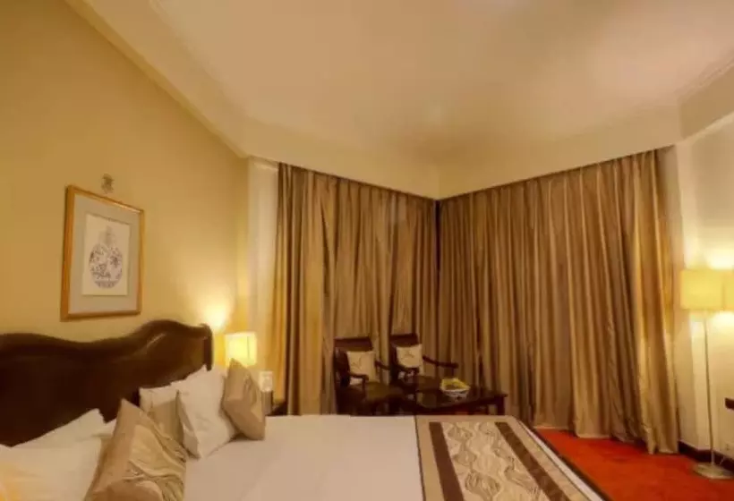 Hotel Claremont Kny