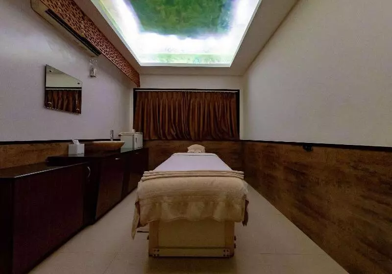 Doubletree By Hilton Hotel Goa Arpora Baga