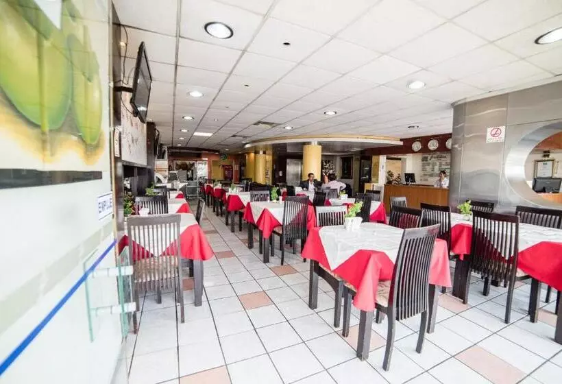 هتل Elizabeth Central