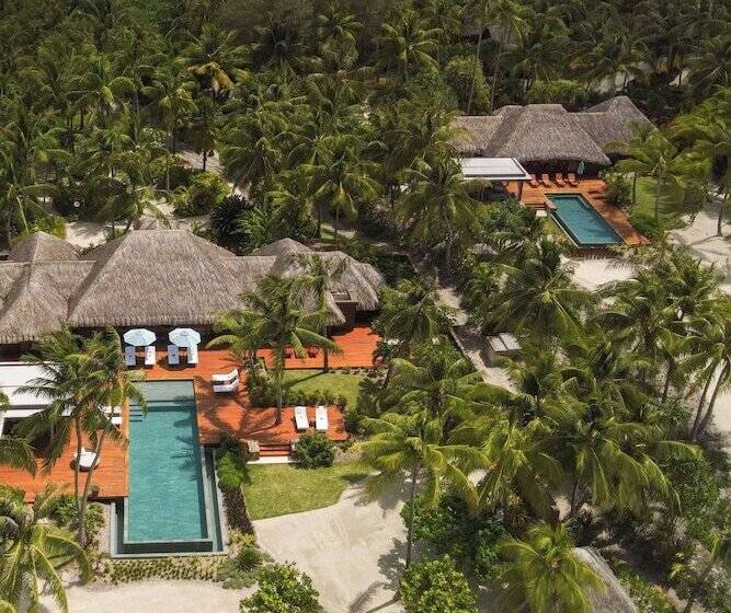 ホテル Four Seasons Resort Bora Bora