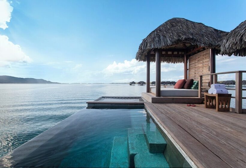 ホテル Four Seasons Resort Bora Bora