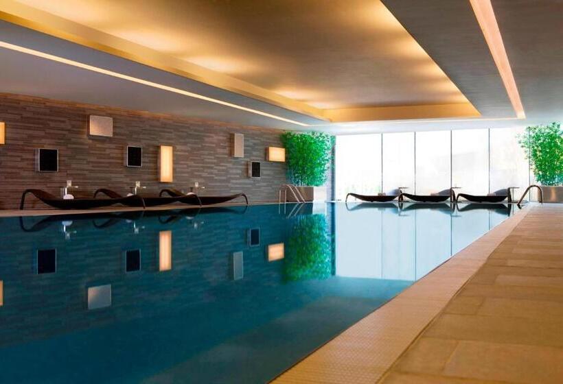 هتل Hong Kong Skycity Marriott