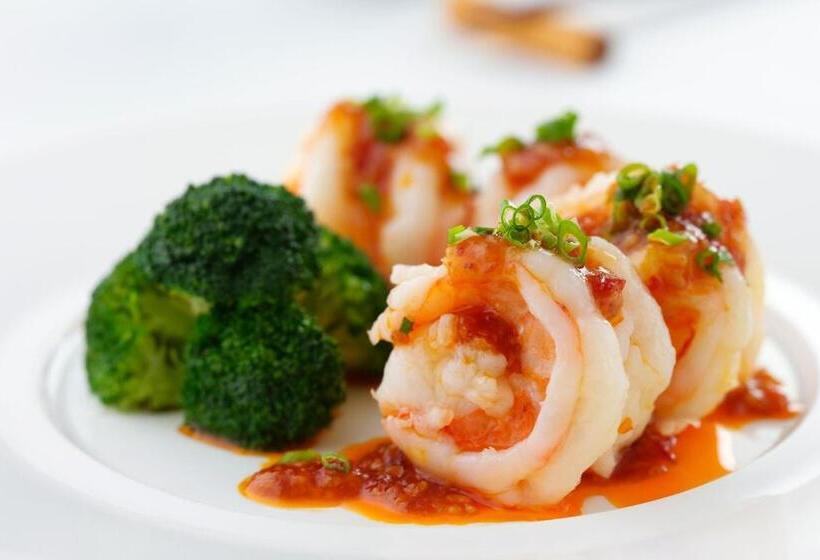 هتل Hong Kong Skycity Marriott