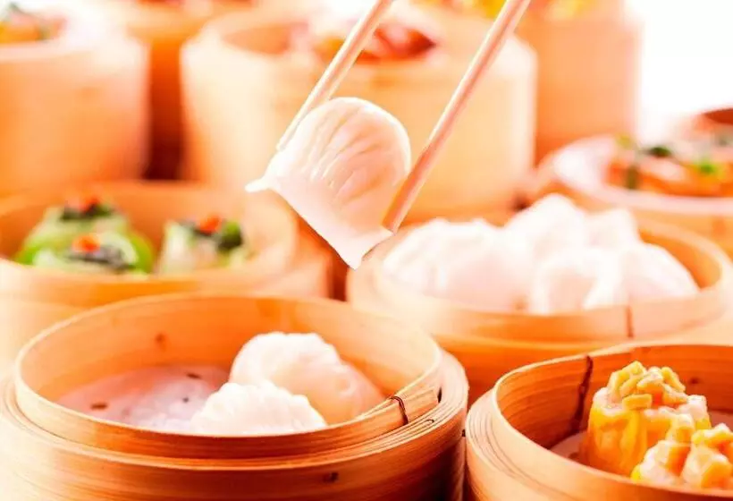 هتل Hong Kong Skycity Marriott